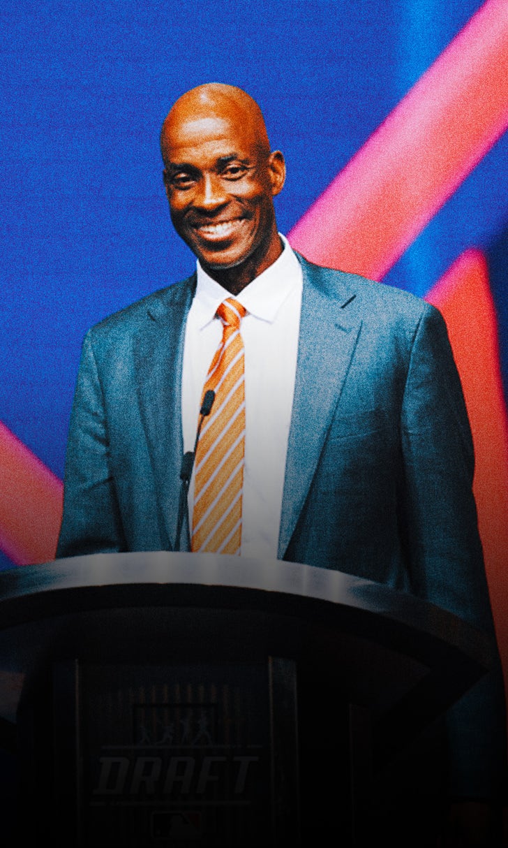 Fred McGriff elected to Baseball Hall of Fame; Barry Bonds, Roger Clemens left out