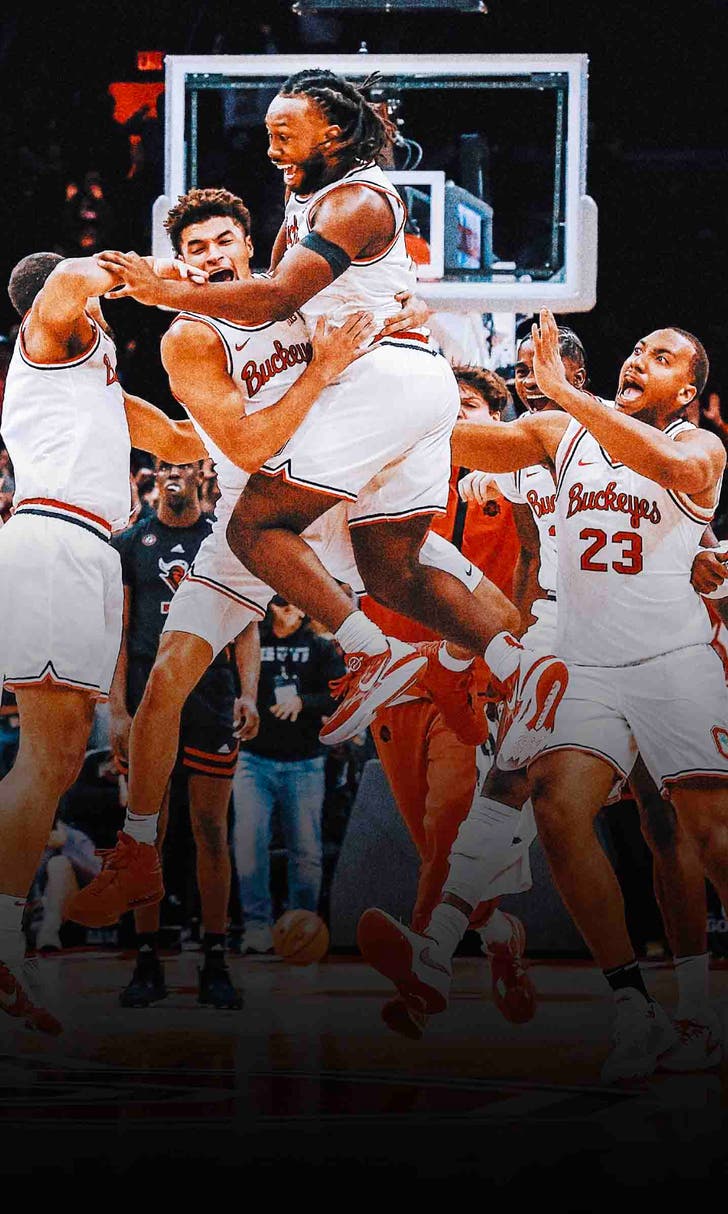 College basketball notebook: Ohio State's questionable buzzer-beater win