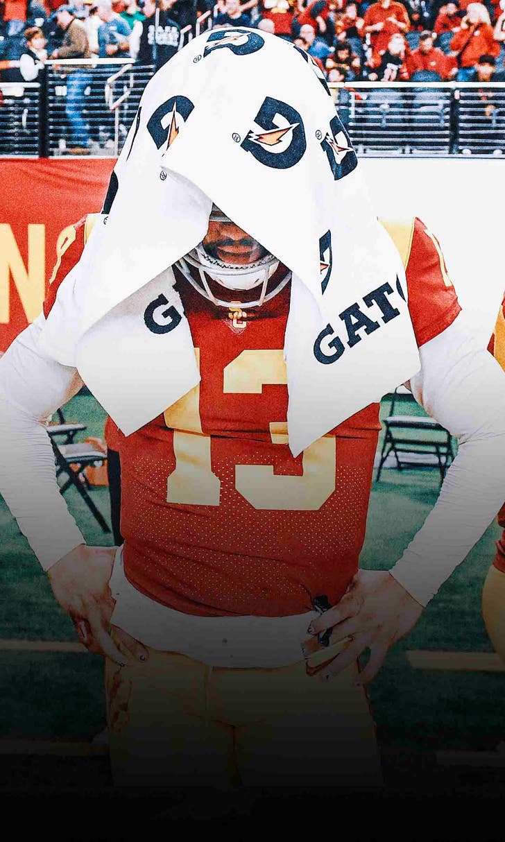 No. 4 USC's CFP hopes dashed with Pac-12 title game thrashing