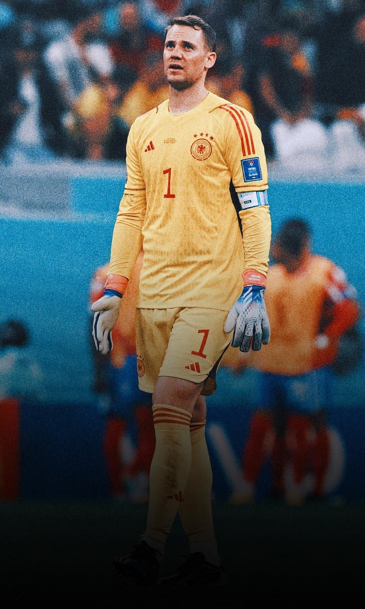 Germany captain Manuel Neuer breaks leg skiing, out for season