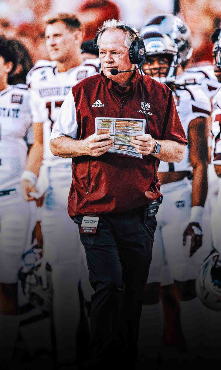 Bobby Petrino joins UNLV staff as offensive coordinator