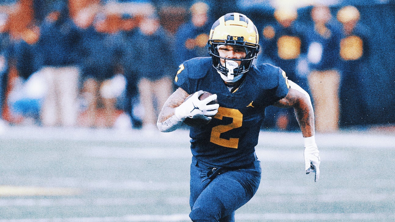 Michigan star Blake Corum announces return for senior season