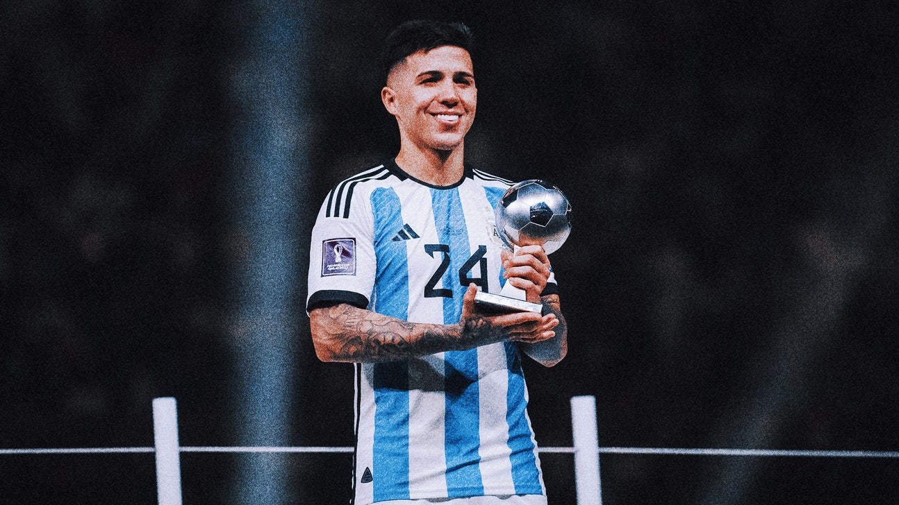 Chelsea agrees to sign Enzo Fernández for Premier League record fee