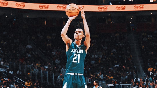 Emoni Bates scores 29 straight points for Eastern Michigan