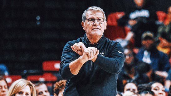 UConn coach Geno Auriemma forced to change strategy after injuries, 5-3 start