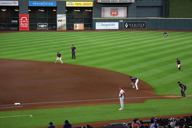 MLB shift rule change in 2023 aims to help hitters, but strong