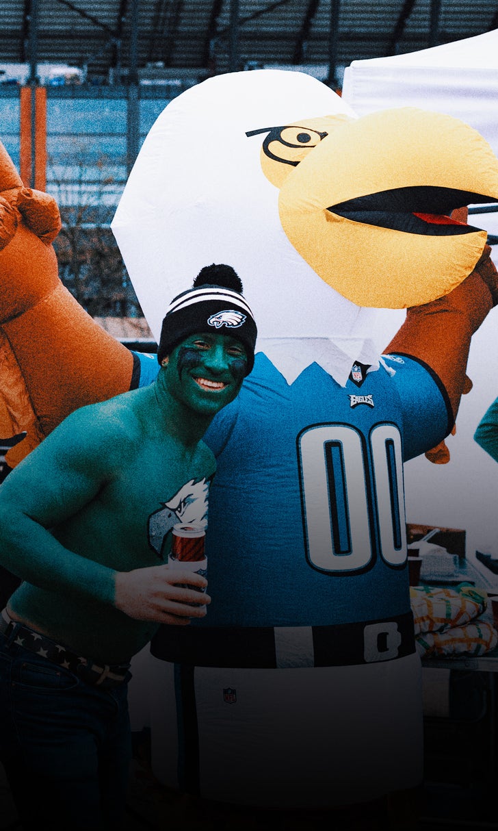 Eagles-49ers: Sights and sounds from a raucous scene in Philadelphia
