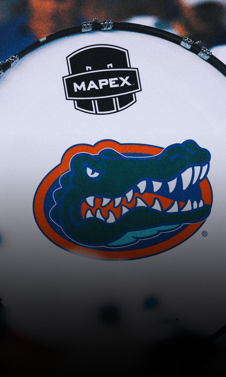 Top QB recruit reportedly attempting to leave Florida amid NIL issues