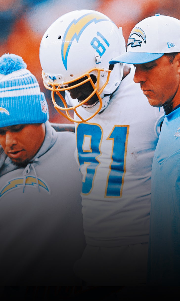 Super Wild Card Weekend injury tracker: Mike Williams out vs. Jags