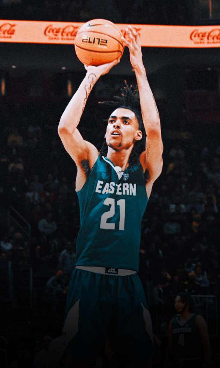 Emoni Bates scores 29 straight points for Eastern Michigan