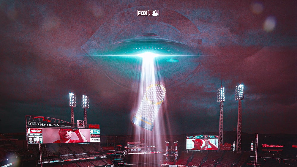 Joey Votto's bold 2023 MLB prediction: Aliens help Reds win World Series