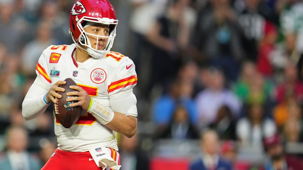 Patrick Mahomes returns to Super Bowl after hurting ankle in first half