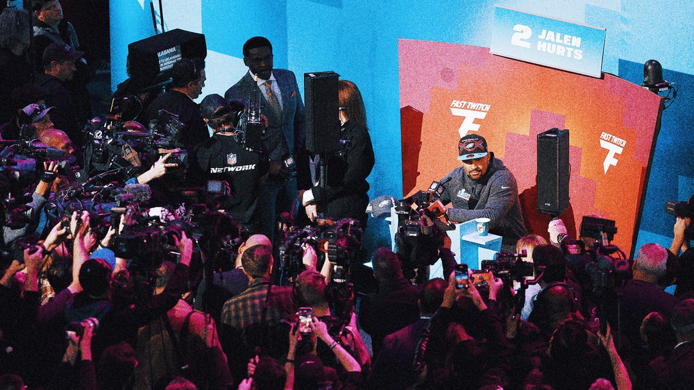 Super Bowl Opening Night: Top moments from Eagles media availability