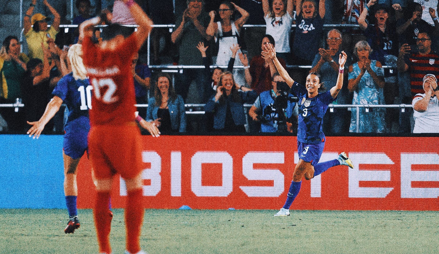 Swanson scores brace in USWNT's convincing win vs. Canada