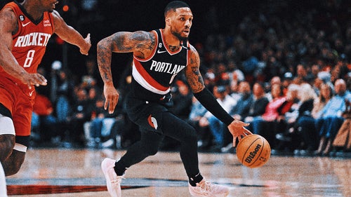 NBA Trending Image: Damian Lillard sets Blazers records with 71 points, 13 3s in win