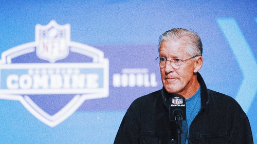 GENO SMITH Trending Image: Pete Carroll addresses report that Russell Wilson tried to have him fired