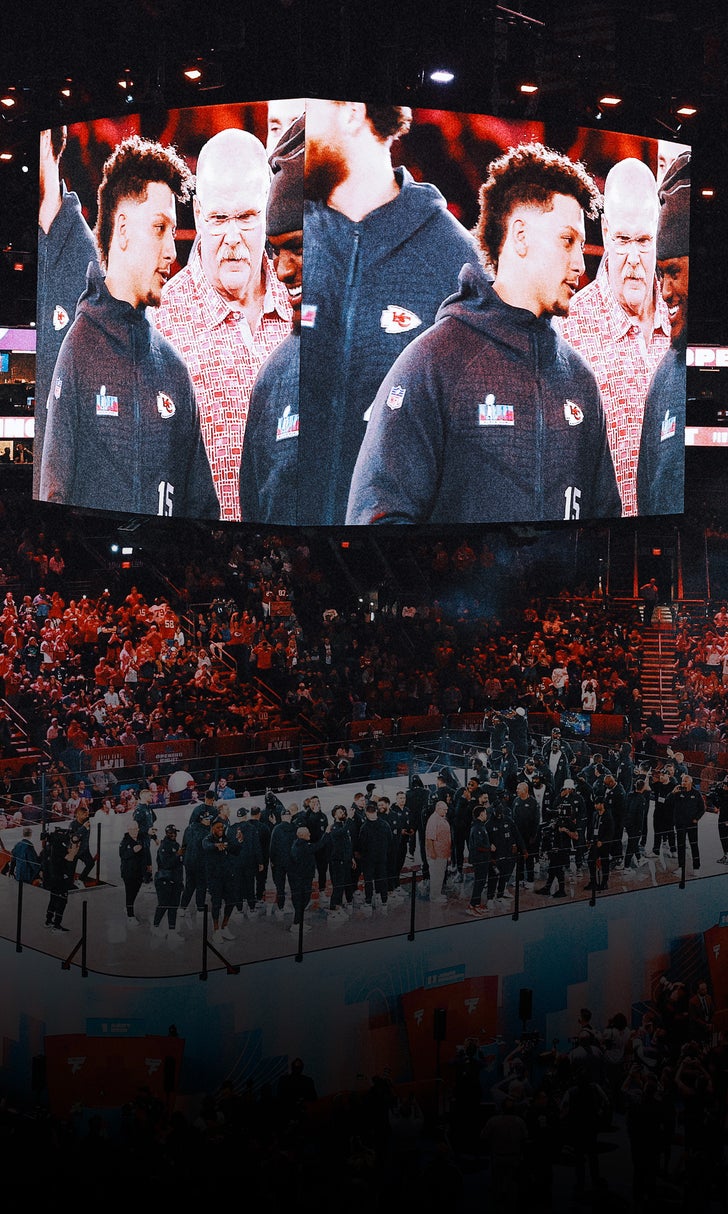 Super Bowl Opening Night: Top moments from Chiefs media availability