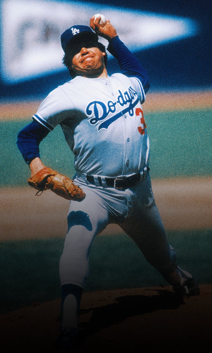 Dodgers, at fans' urging, finally retiring Fernando Valenzuela’s number