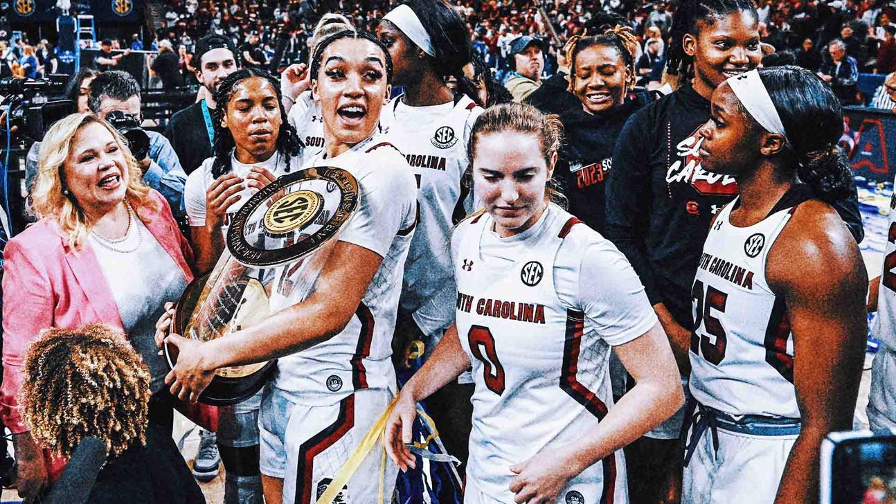 South Carolina at No. 1 for 37th straight week, Iowa rises in latest AP Top 25