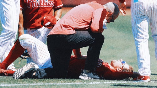 MLB Trending Image: Assessing Phillies' 1B options after Rhys Hoskins' ACL tear