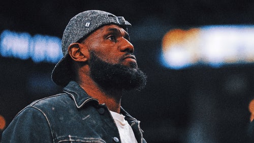 NBA Trending Image: LeBron James will miss at least three weeks with foot injury