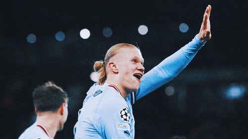 CHAMPIONS LEAGUE Trending Image: Haaland scores five goals to tie Messi's single-game Champions League record