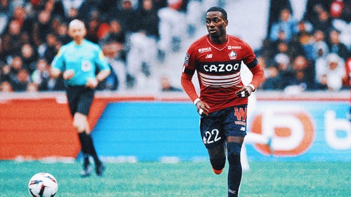 UNITED STATES MEN Trending Image: Tim Weah stretchered off with head injury ahead of Nations League matches