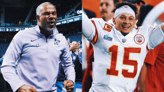 'We actually call it Mahomes': Football plays sneak into NCAA tourney