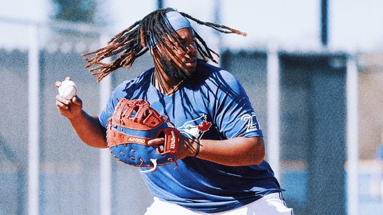 Vladimir Guerrero Jr. off Dominican Republic WBC roster due to knee inflammation