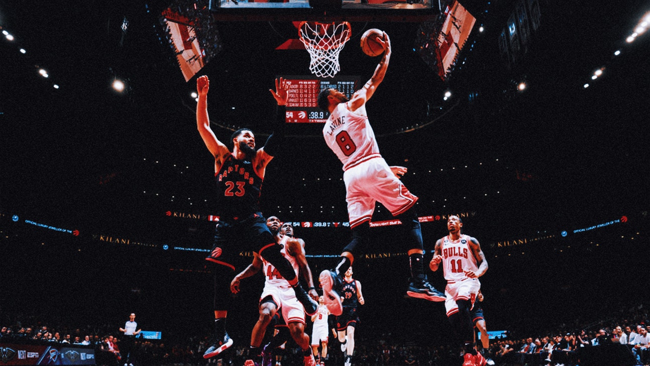 LaVine scores 39, Bulls beat Raptors 109-105 in play-in game