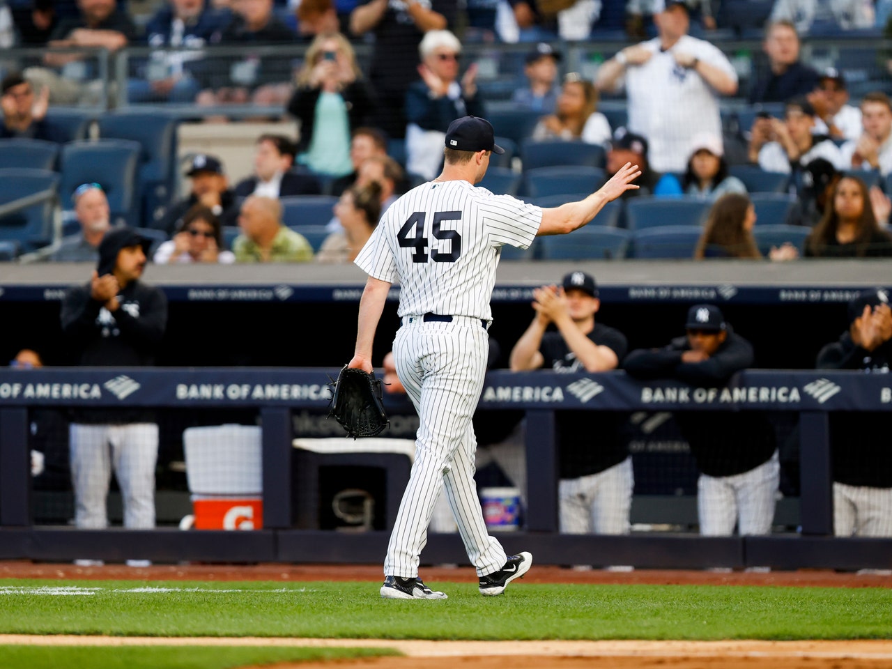 A-Rod's third HR of night sparks Yanks' rally