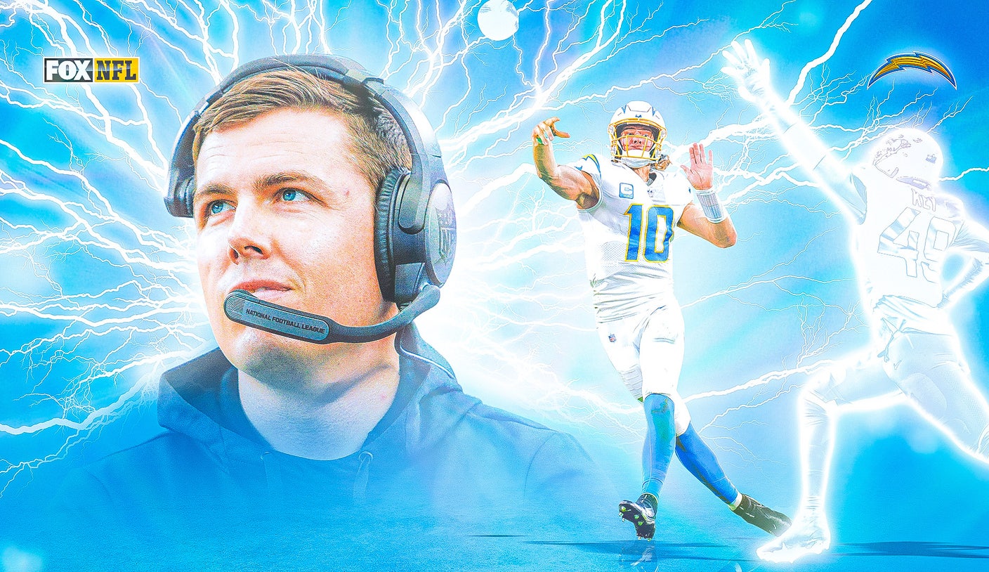 Kellen Moore hired by Chargers after Cowboys agree to part ways
