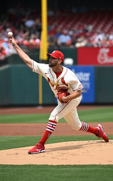 Adam Wainwright allows 4 runs over 5 innings in season debut