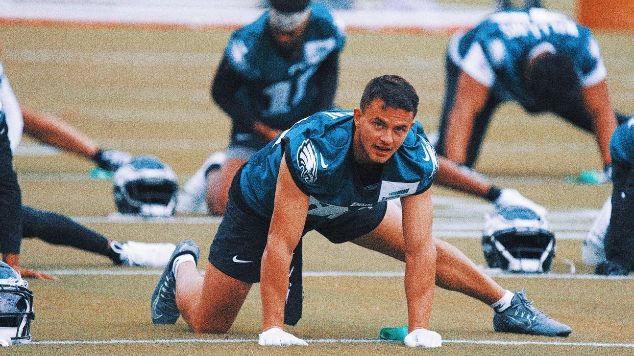 Eagles' Devon Allen runs a 13.04 110m hurdle, fourth-fastest time of the year