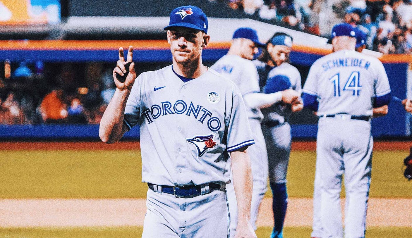 Jays’ Chris Bassitt beats Mets while his wife is in labor, then flies home