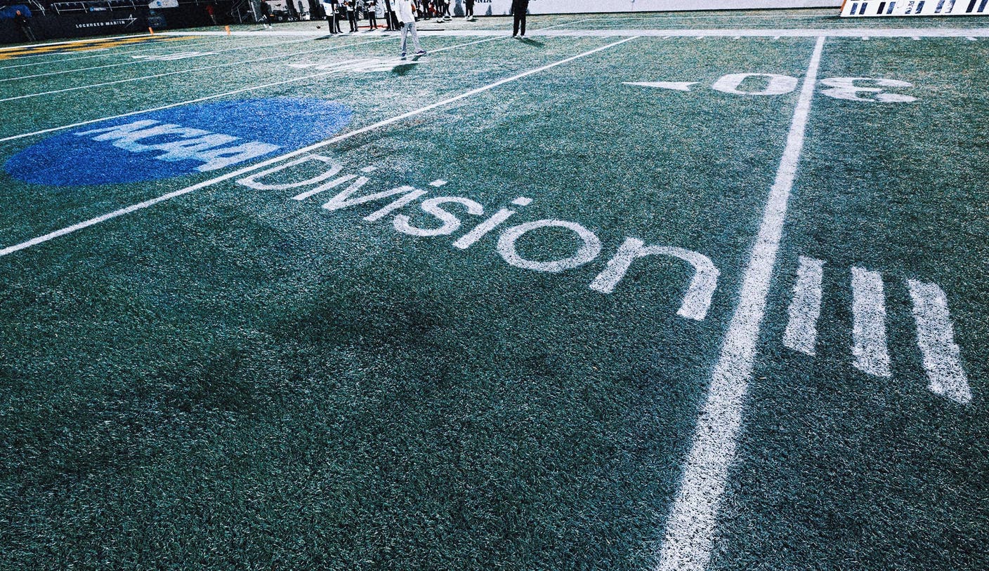 NCAA panel approves continuing stopping clock for first downs in D-III