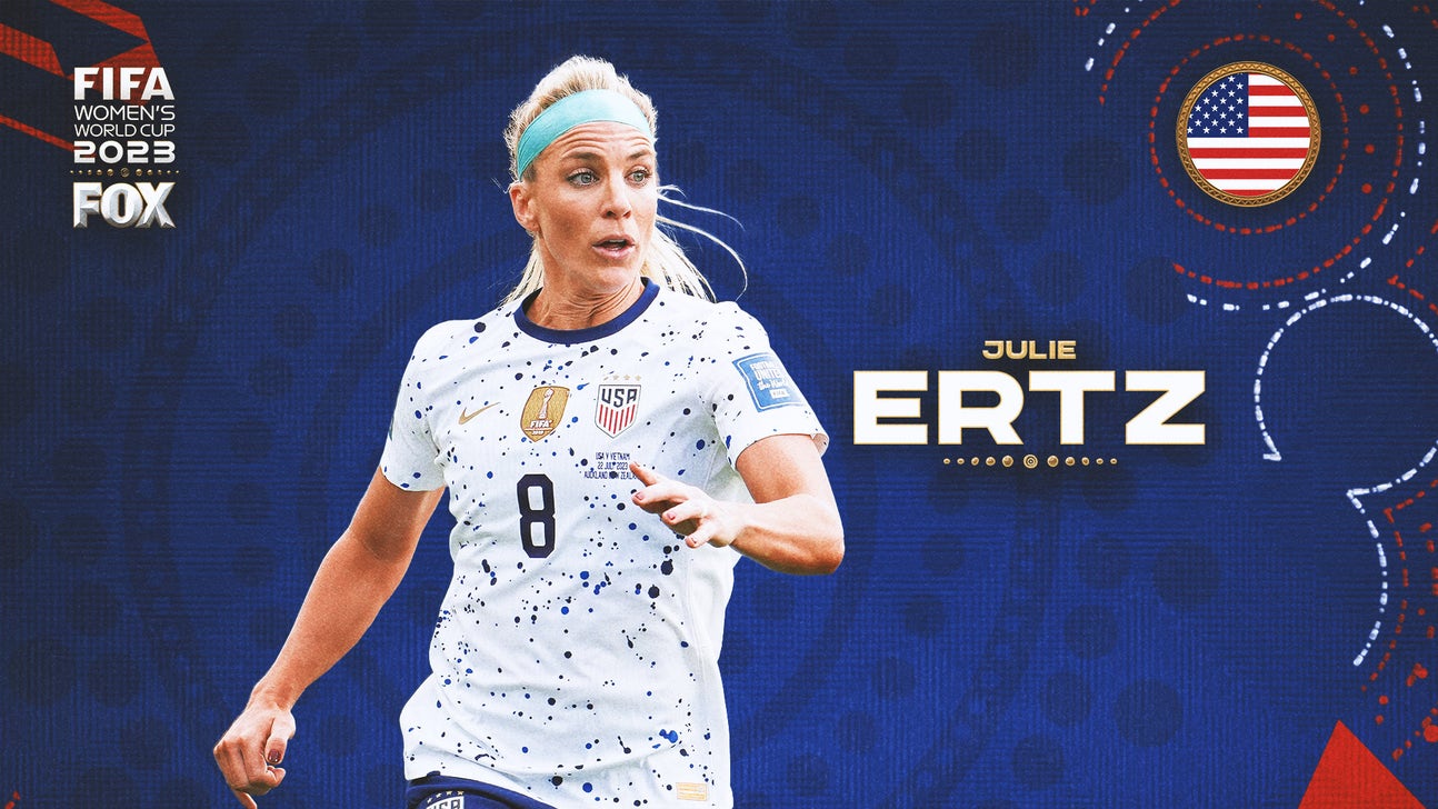 Julie Ertz makes seamless move to center back, boosts USWNT defense