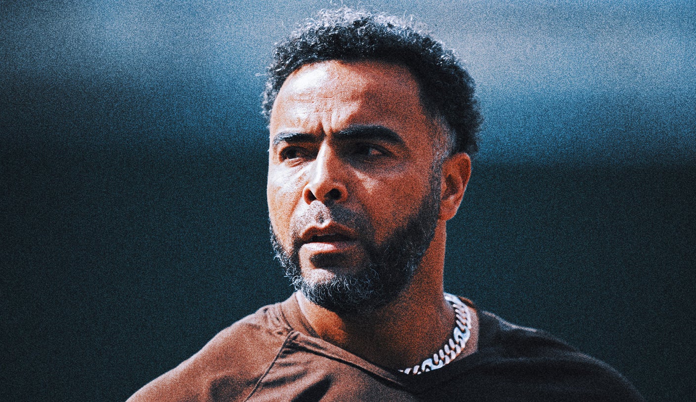 Padres designate Nelson Cruz for assignment, place Michael Wacha on IL