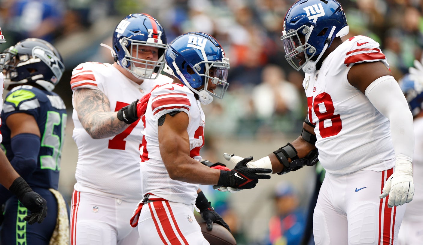 New York Giants lock in left tackle Andrew Thomas with long-term
