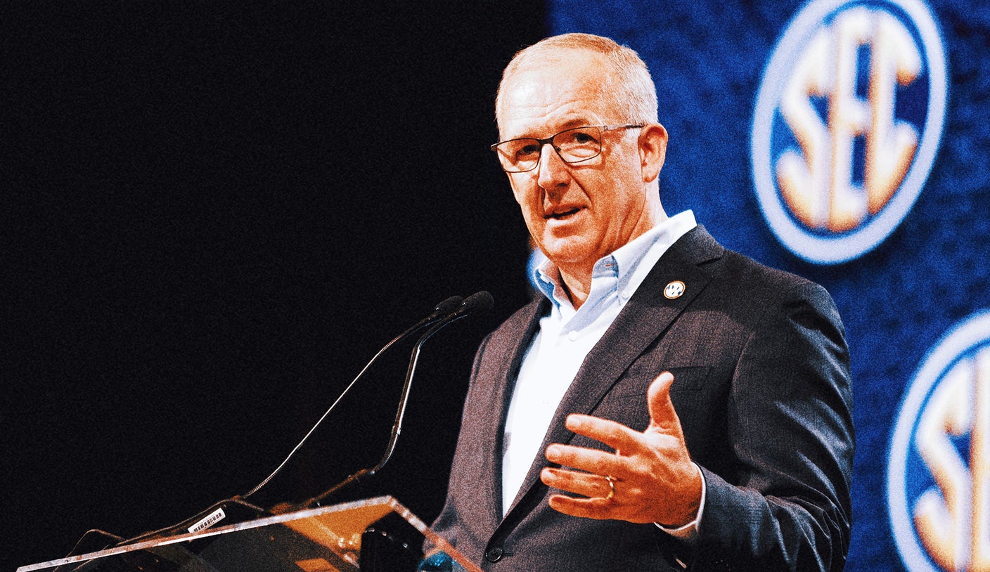 SEC commissioner says it’s on Congress to set NIL standard