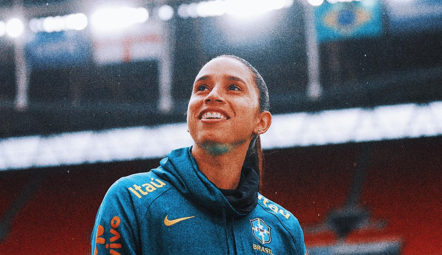 Orlando Pride add Brazil defender Rafaelle Souza