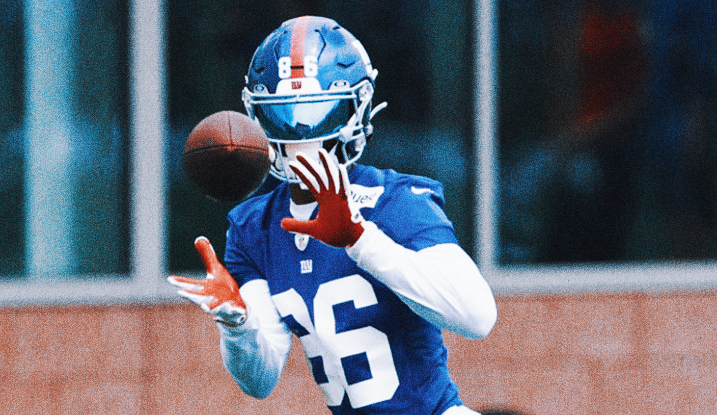 Giants re-sign WR Darius Slayton to 2-year deal