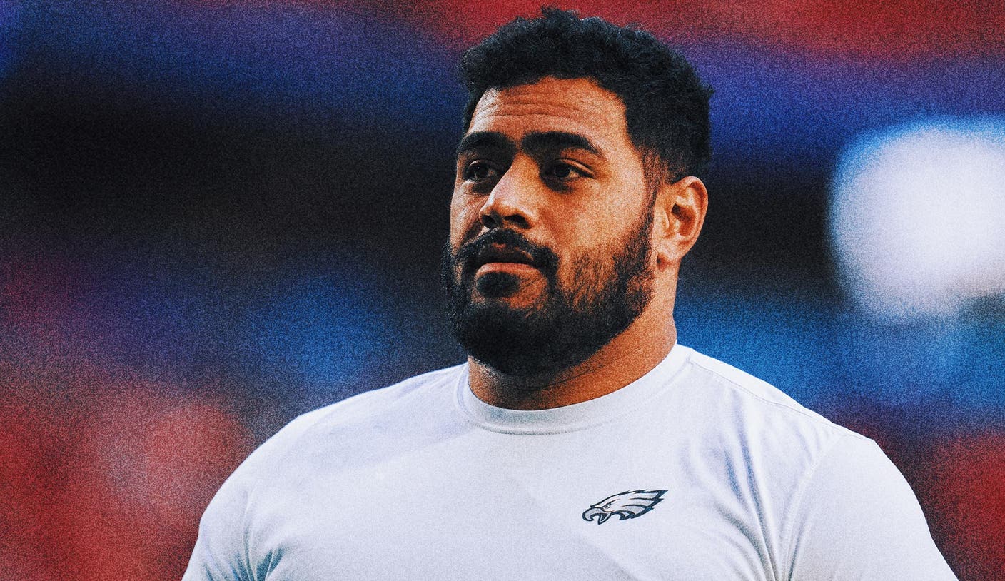 Eagles’ Jordan Mailata sings Stevie Wonder, Shania Twain songs at wedding