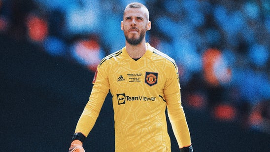 David de Gea announces he's leaving Manchester United after 12 seasons