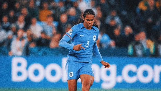 Report: France captain Wendie Renard has calf injury, could miss rest of group stage