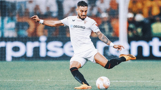 Alex Telles leaves Man United to join Cristiano Ronaldo at Saudi team Al-Nassr