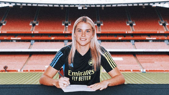 England star Alessia Russo leaves Man U to join Arsenal