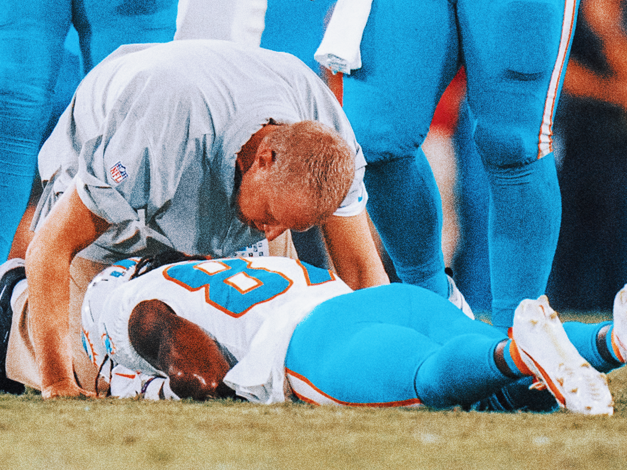 Daewood Davis: Miami Dolphins player 'has movement in all