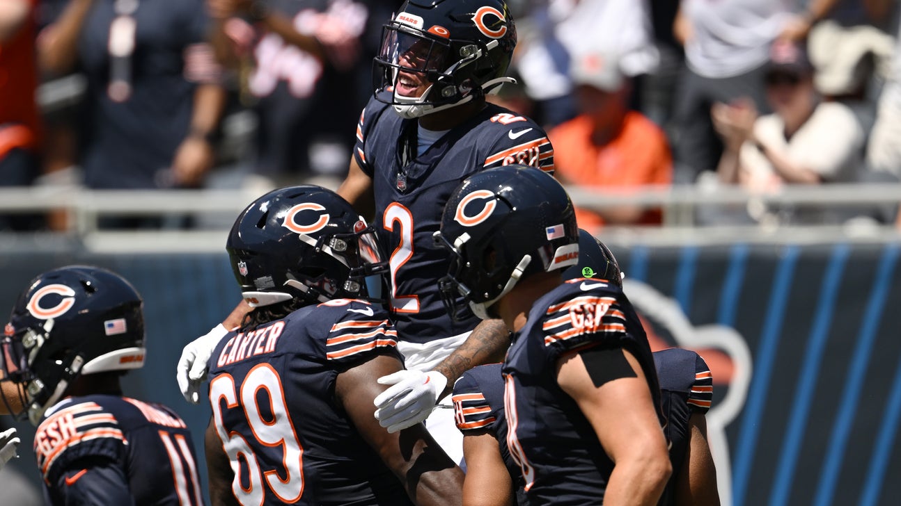 Justin Fields, Bears' new-look offense show positive signs in preseason opener