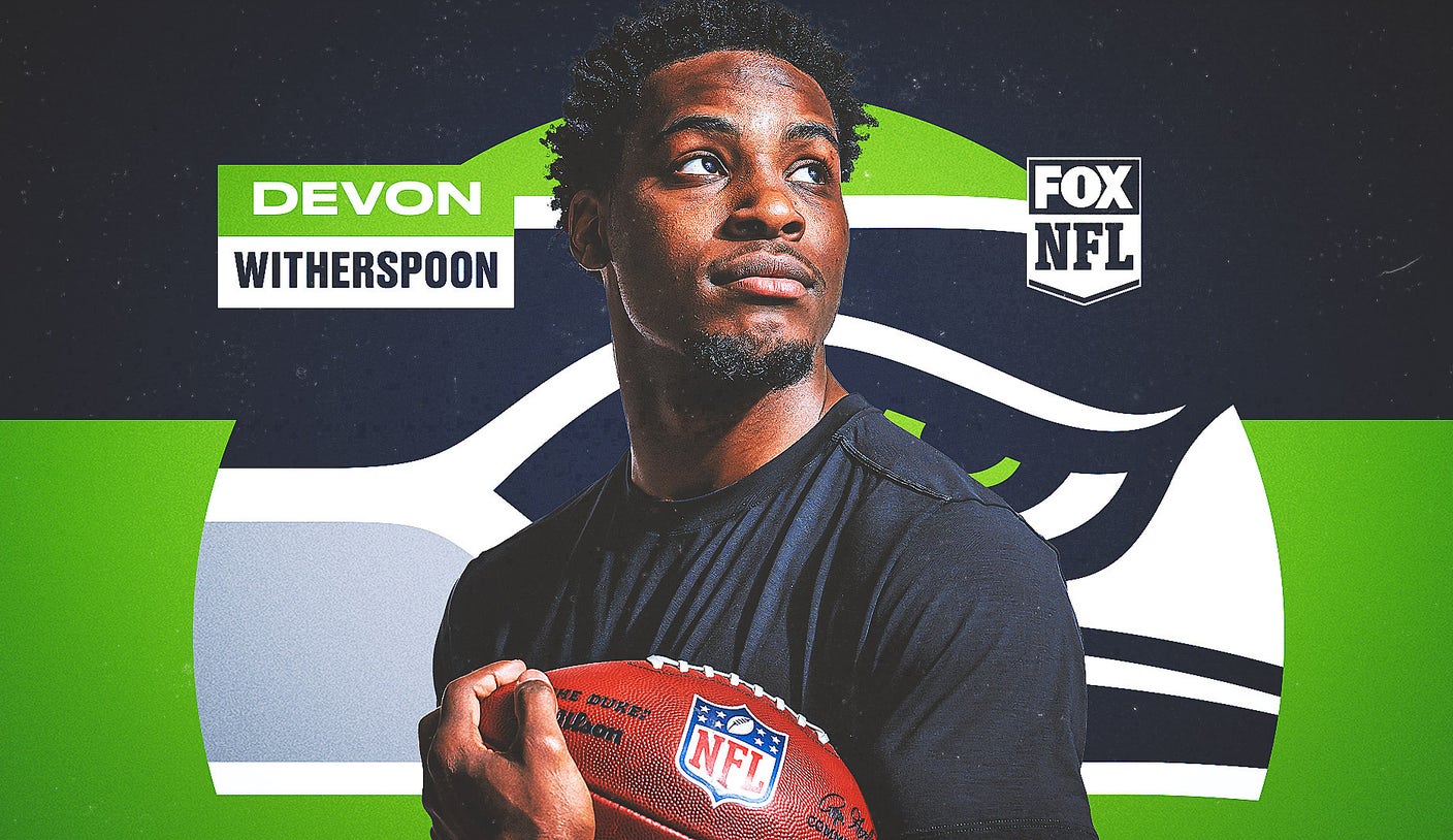 Devon Witherspoon showing he can play inside or outside at cornerback for  the Seahawks